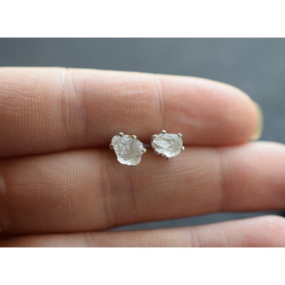 Sterling silver stud earrings, alternative diamond, uncut natural gemstones - Picture 4 of 4